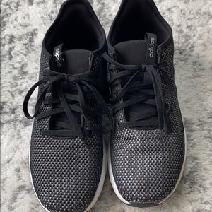 Adidas cloud foam Questar women’s shoes